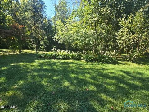 Tiny photo for 3121 County Road Ef, Swanton, OH 43558 (MLS # 10005205)