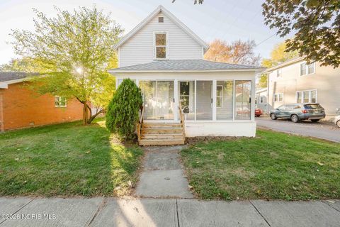 Photo of 706 N Cory Street, Findlay, OH 45840 (MLS # 10003701)