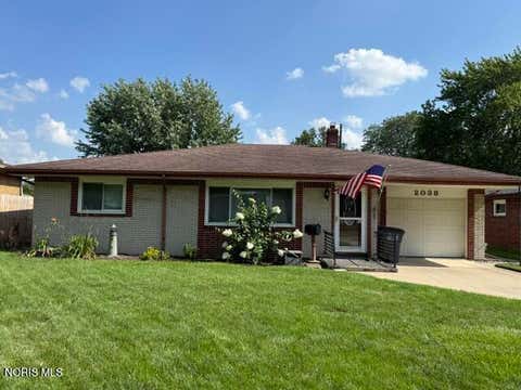 Photo of 2038 Greenwich Lane, Toledo, OH 43611 (MLS # 10011719)