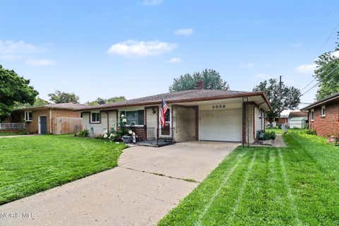 Tiny photo for 2038 Greenwich Lane, Toledo, OH 43611 (MLS # 10011719)