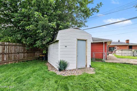 Tiny photo for 2038 Greenwich Lane, Toledo, OH 43611 (MLS # 10011719)