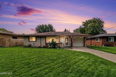 Photo of 2038 Greenwich Lane, Toledo, OH 43611 (MLS # 10011719)