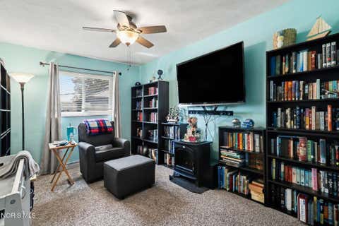 Tiny photo for 2038 Greenwich Lane, Toledo, OH 43611 (MLS # 10011719)