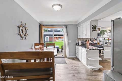 Tiny photo for 2038 Greenwich Lane, Toledo, OH 43611 (MLS # 10011719)
