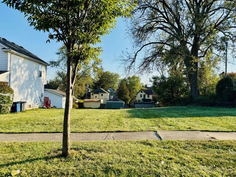 Tiny photo for 1943 Macomber Street, Toledo, OH 43606 (MLS # 10000096)