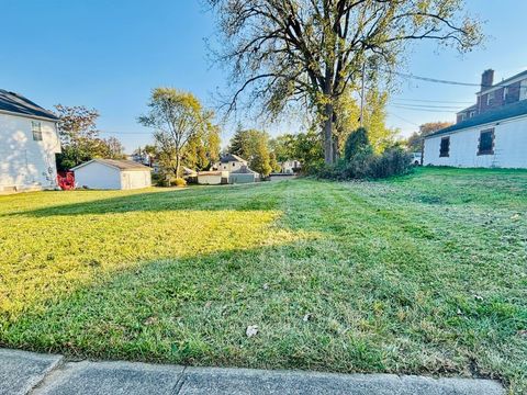 Tiny photo for 1943 Macomber Street, Toledo, OH 43606 (MLS # 10000096)
