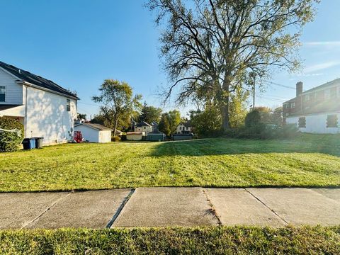 Tiny photo for 1943 Macomber Street, Toledo, OH 43606 (MLS # 10000096)