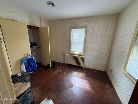 Tiny photo for 314 Clinton Street, Maumee, OH 43537 (MLS # 10012190)