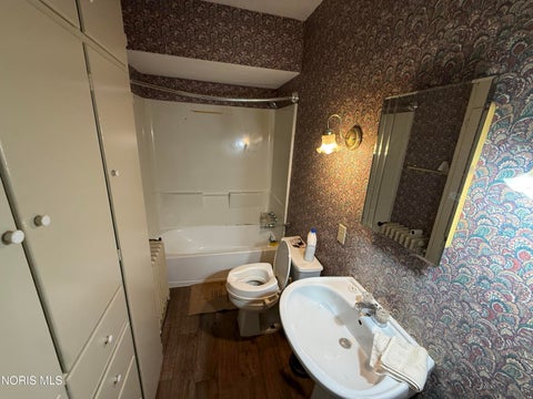 Tiny photo for 314 Clinton Street, Maumee, OH 43537 (MLS # 10012190)