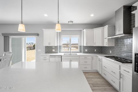 Tiny photo for 110 Wellington Place, Perrysburg, OH 43551 (MLS # 10004538)