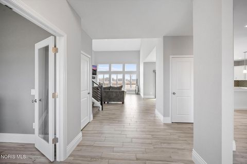 Tiny photo for 110 Wellington Place, Perrysburg, OH 43551 (MLS # 10004538)