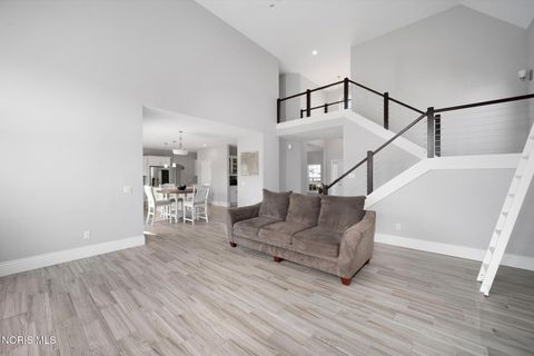 Tiny photo for 110 Wellington Place, Perrysburg, OH 43551 (MLS # 10004538)