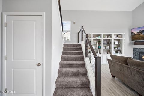 Tiny photo for 110 Wellington Place, Perrysburg, OH 43551 (MLS # 10004538)