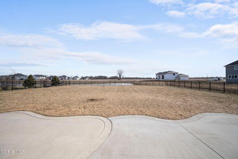 Tiny photo for 110 Wellington Place, Perrysburg, OH 43551 (MLS # 10004538)