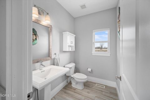 Tiny photo for 110 Wellington Place, Perrysburg, OH 43551 (MLS # 10004538)