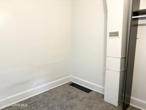 Tiny photo for 1510 Walnut Street, Toledo, OH 43608 (MLS # 10000552)