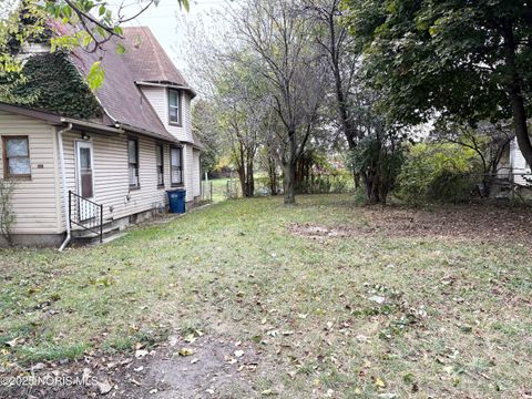 Tiny photo for 1510 Walnut Street, Toledo, OH 43608 (MLS # 10000552)