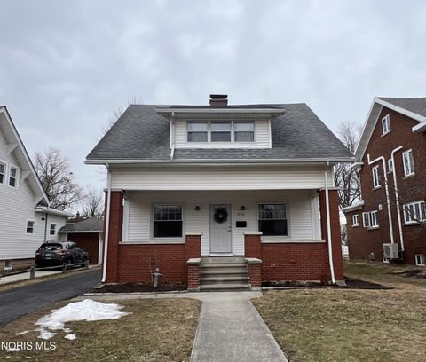 Photo of 206 Greenlawn Avenue, Findlay, OH 45840 (MLS # 10004365)