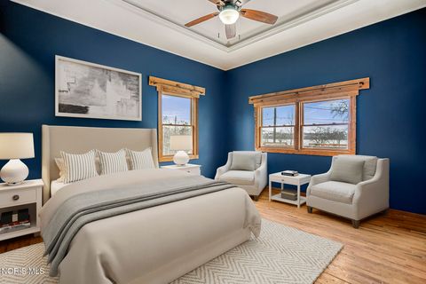 Tiny photo for 239 Hannum Avenue, Rossford, OH 43460 (MLS # 10005297)