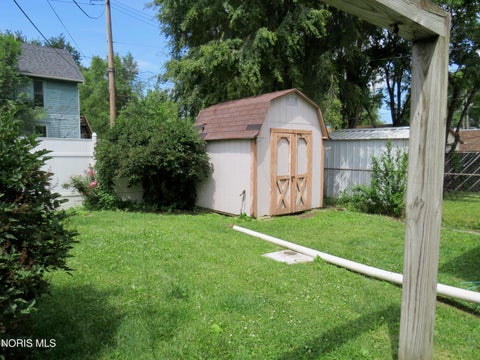 Tiny photo for 1305 Navarre Avenue, Toledo, OH 43605 (MLS # 10009531)