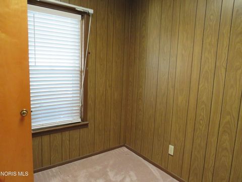 Tiny photo for 1305 Navarre Avenue, Toledo, OH 43605 (MLS # 10009531)