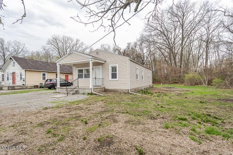 Tiny photo for 5847 Artwell Drive, Sylvania, OH 43560 (MLS # 10009439)
