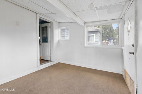 Tiny photo for 1206 Warwick Avenue, Toledo, OH 43607 (MLS # 10006092)