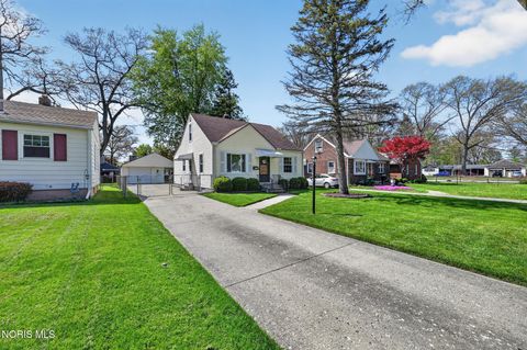 Tiny photo for 4929 Luann Avenue, Toledo, OH 43623 (MLS # 10007170)