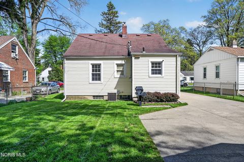 Tiny photo for 4929 Luann Avenue, Toledo, OH 43623 (MLS # 10007170)
