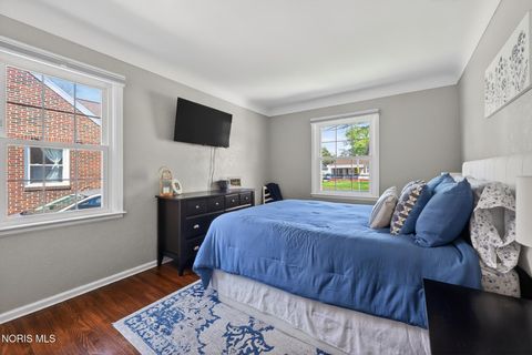 Tiny photo for 4929 Luann Avenue, Toledo, OH 43623 (MLS # 10007170)