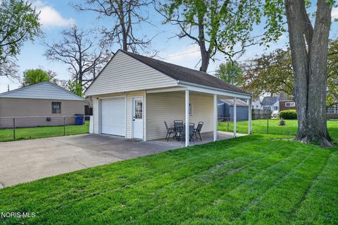Tiny photo for 4929 Luann Avenue, Toledo, OH 43623 (MLS # 10007170)