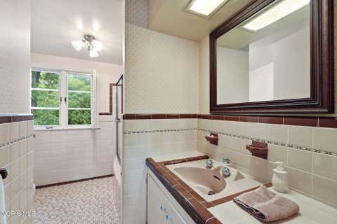 Tiny photo for 4524 River Road, Toledo, OH 43614 (MLS # 10011235)