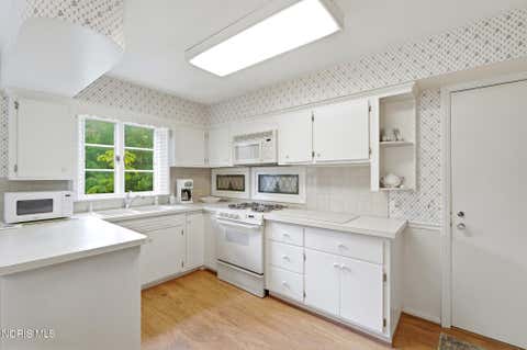 Tiny photo for 4524 River Road, Toledo, OH 43614 (MLS # 10011235)