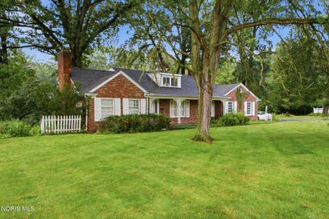 Tiny photo for 4524 River Road, Toledo, OH 43614 (MLS # 10011235)