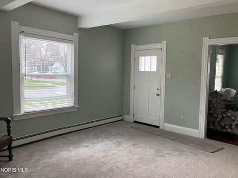 Tiny photo for 234 W Dudley Street, Maumee, OH 43537 (MLS # 10005753)