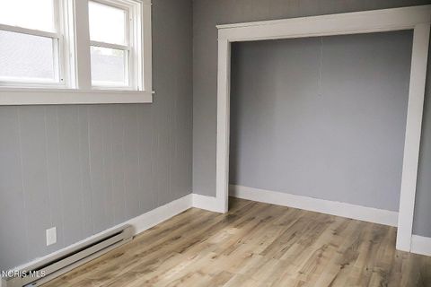 Tiny photo for 727 E 2nd Street, Ottawa, OH 45875 (MLS # 10008308)