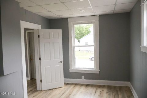 Tiny photo for 727 E 2nd Street, Ottawa, OH 45875 (MLS # 10008308)