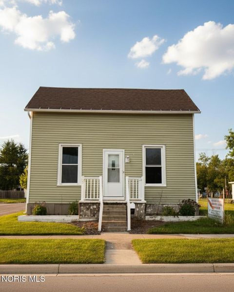 Photo of 727 E 2nd Street, Ottawa, OH 45875 (MLS # 10008308)
