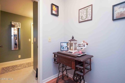 Tiny photo for 1932 Queenswood Drive, Findlay, OH 45840 (MLS # 10008751)