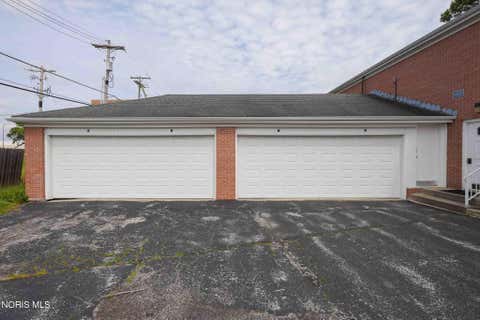 Tiny photo for 1932 Queenswood Drive, Findlay, OH 45840 (MLS # 10008751)