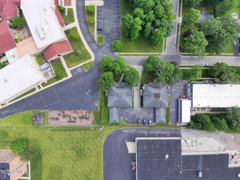 Tiny photo for 1932 Queenswood Drive, Findlay, OH 45840 (MLS # 10008751)