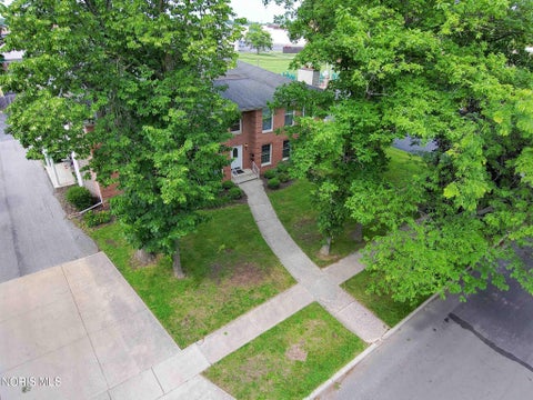 Tiny photo for 1932 Queenswood Drive, Findlay, OH 45840 (MLS # 10008751)
