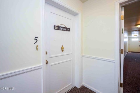 Tiny photo for 1932 Queenswood Drive, Findlay, OH 45840 (MLS # 10008751)