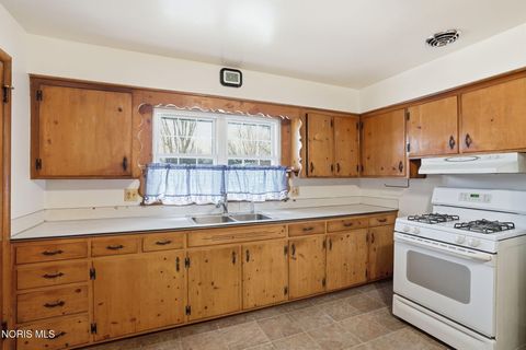 Tiny photo for 2318 Anna Street, Findlay, OH 45840 (MLS # 10005382)