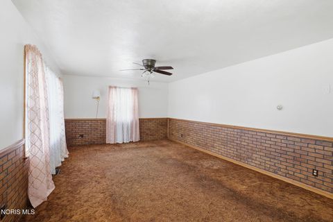 Tiny photo for 2318 Anna Street, Findlay, OH 45840 (MLS # 10005382)