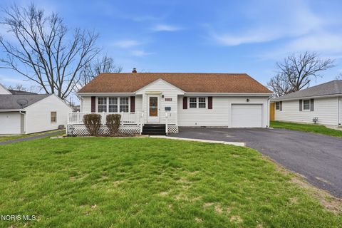 Photo of 2318 Anna Street, Findlay, OH 45840 (MLS # 10005382)