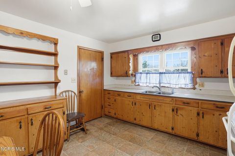 Tiny photo for 2318 Anna Street, Findlay, OH 45840 (MLS # 10005382)