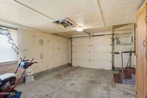 Tiny photo for 2318 Anna Street, Findlay, OH 45840 (MLS # 10005382)