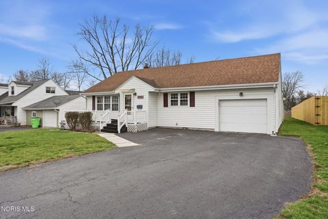 Tiny photo for 2318 Anna Street, Findlay, OH 45840 (MLS # 10005382)