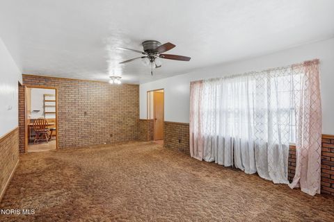 Tiny photo for 2318 Anna Street, Findlay, OH 45840 (MLS # 10005382)